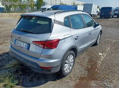 SEAT Arona 1.0 ecotsi Style 95cv (4)