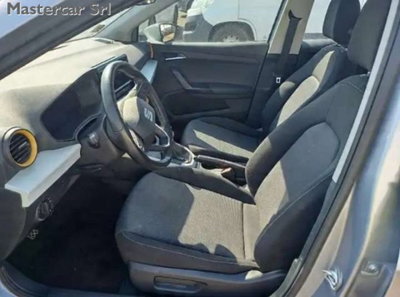 SEAT Arona 1.0 ecotsi Style 95cv (6)