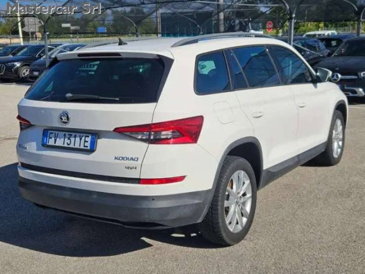 Skoda Kodiaq 2.0 TDI EVO SCR 4x4 DSG 7 posti Sportline (6)