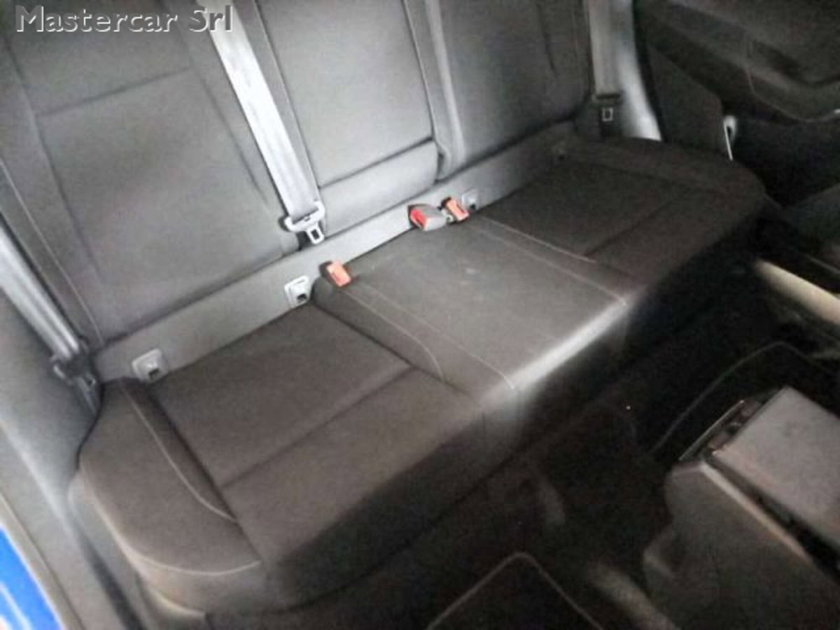 Skoda Karoq 2.0 TDI EVO SCR 115 CV DSG Executive (11)