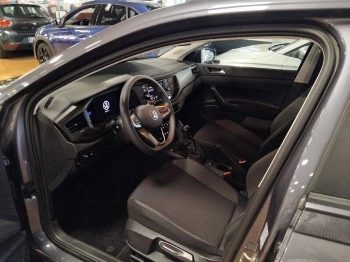 Volkswagen Polo 1.0 EVO (16)