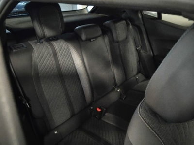 Peugeot 2008 PureTech 130 S&S EAT8 Allure Pack (11)
