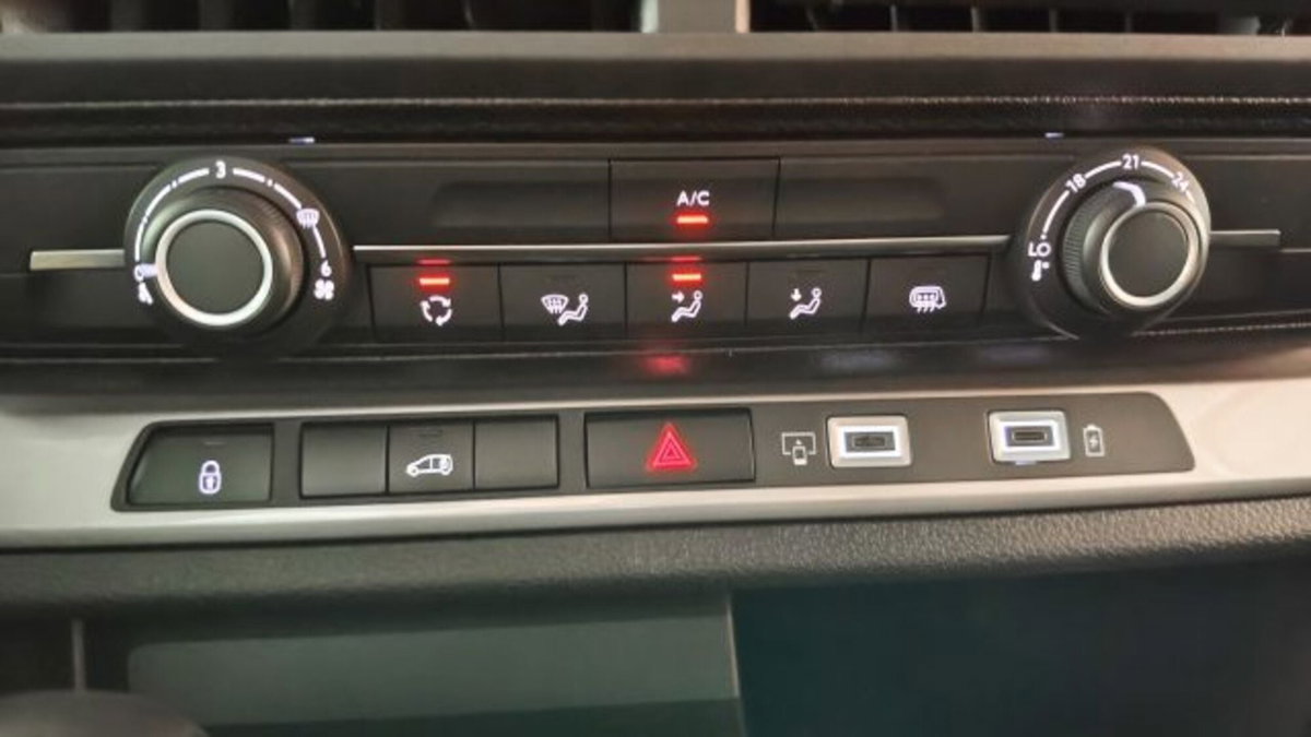 Fiat Scudo Furgone ce 1.5 bluehdi 120cv L3H1 (12)