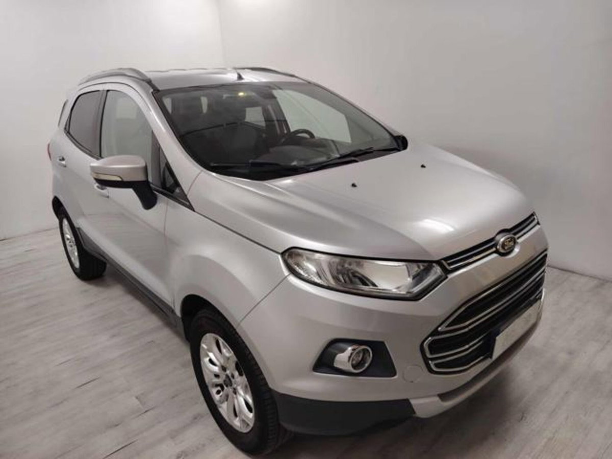 Ford EcoSport 1.5 TDCi 90 CV (2)