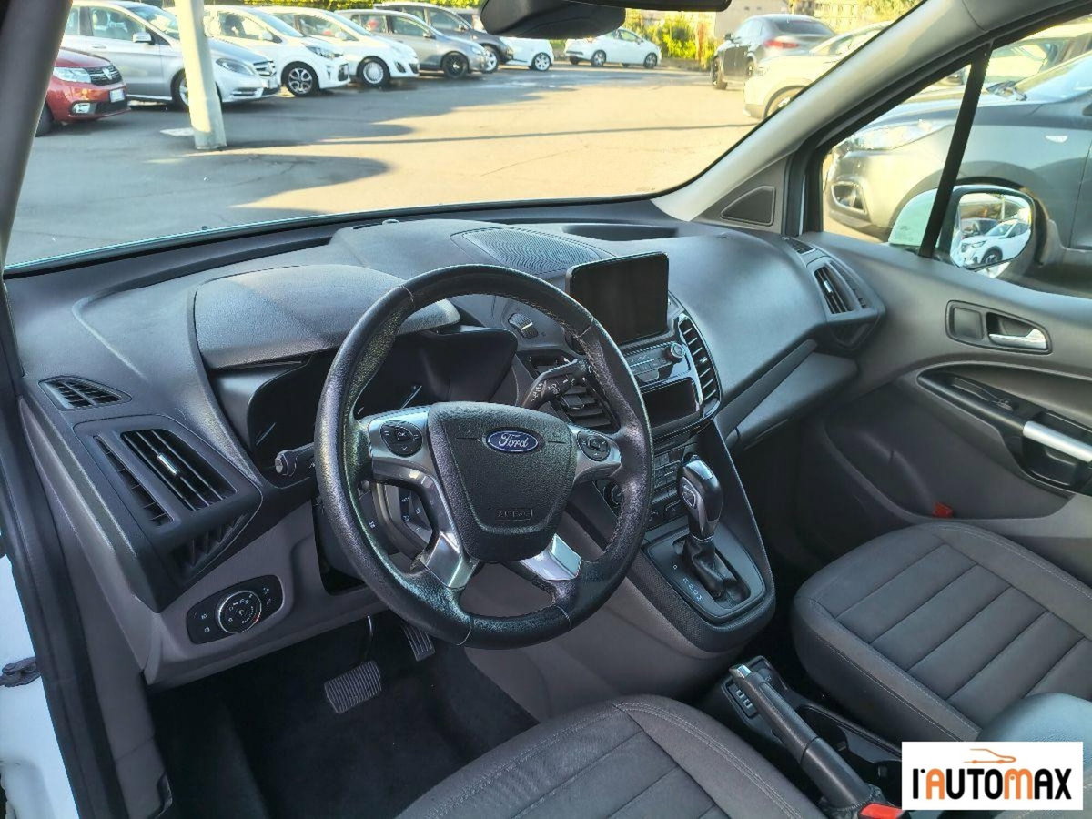 Ford Tourneo Connect Tourneo  1.5 TDCi 120 CV aut. Titanium (9)