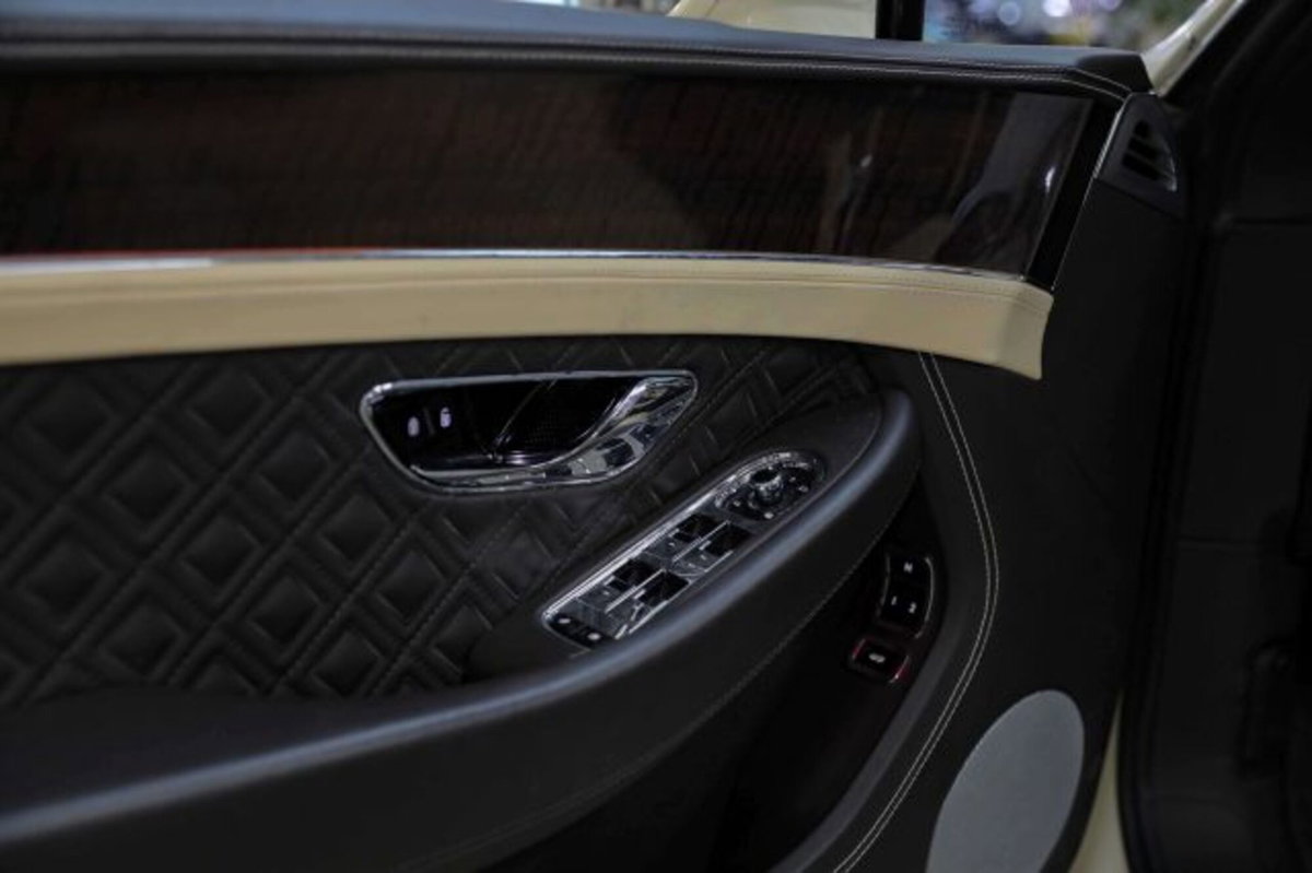 Bentley Continental GTC Continental GT V8 Convertible (8)