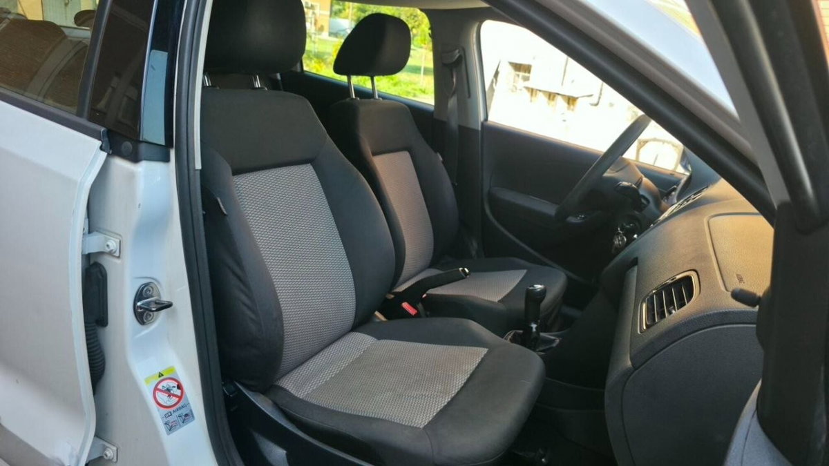 Volkswagen Polo 1.4 TDI 5p. Comfortline (7)