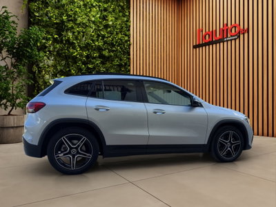 Mercedes-Benz GLA SUV 220 d Automatic 4Matic Premium (4)