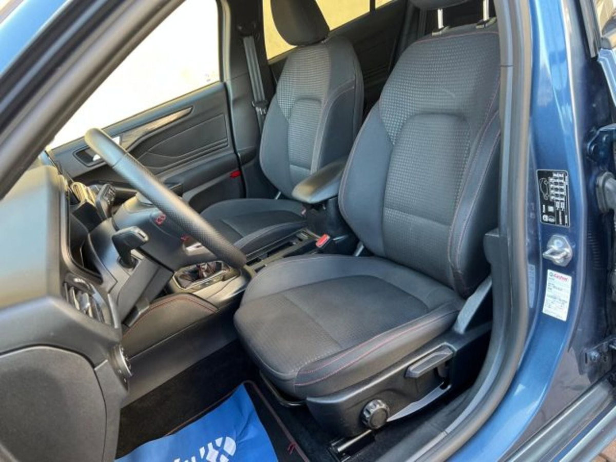 Ford Focus 1.0 EcoBoost Hybrid 155 CV 5p. ST-Line X (13)