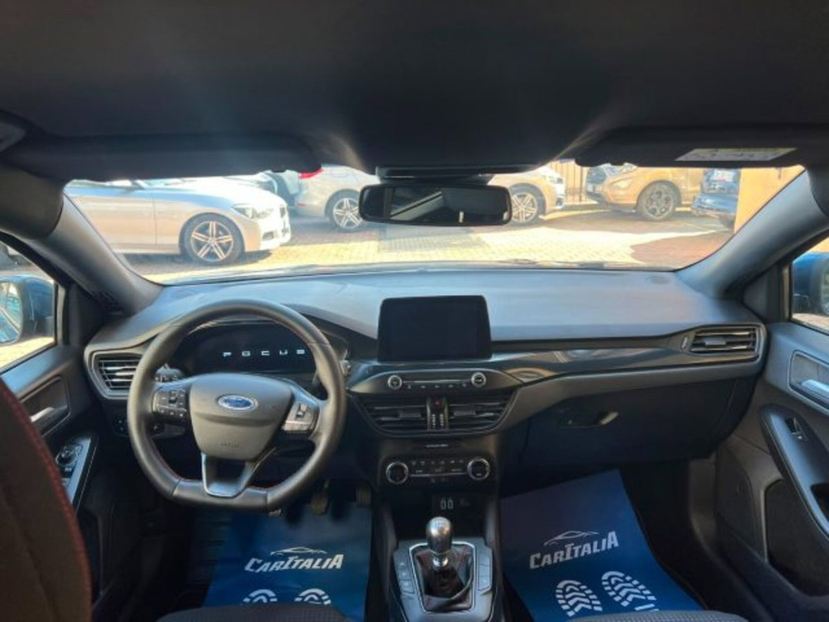 Ford Focus 1.0 EcoBoost Hybrid 155 CV 5p. ST-Line X (8)