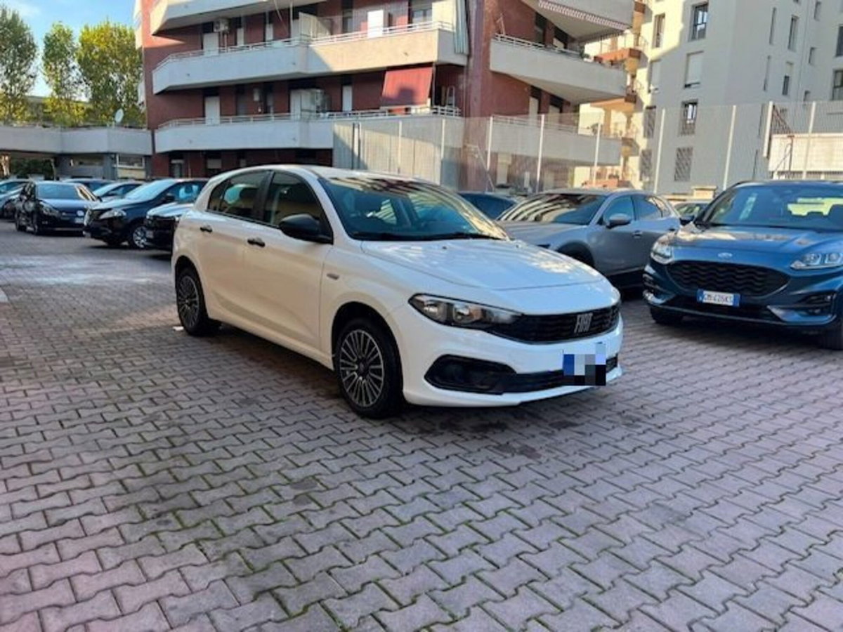 Fiat Tipo Tipo 5p 1.5 t4 hybrid Cross 130cv dct
