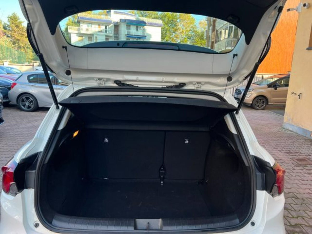 Fiat Tipo Tipo 5p 1.5 t4 hybrid Cross 130cv dct (9)