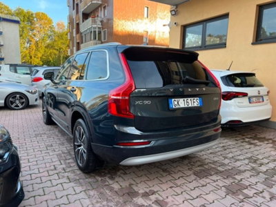 Volvo XC90 B5 (d) AWD Geartronic 7 posti Momentum Pro (17)