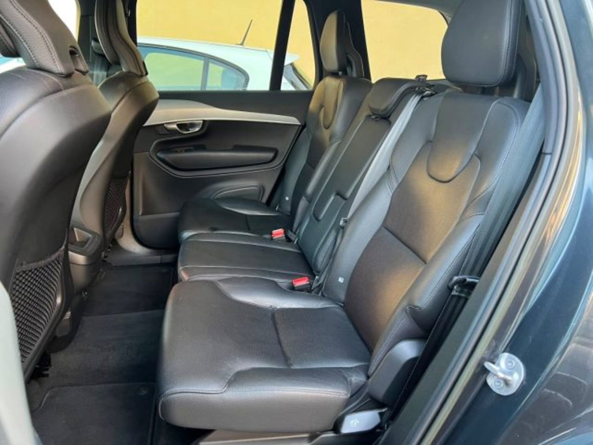 Volvo XC90 B5 (d) AWD Geartronic 7 posti Momentum Pro (8)