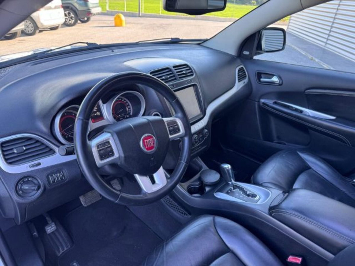 Fiat Freemont 2.0 Multijet 170 CV Lounge (20)