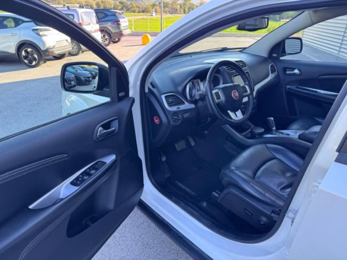 Fiat Freemont 2.0 Multijet 170 CV Lounge (9)
