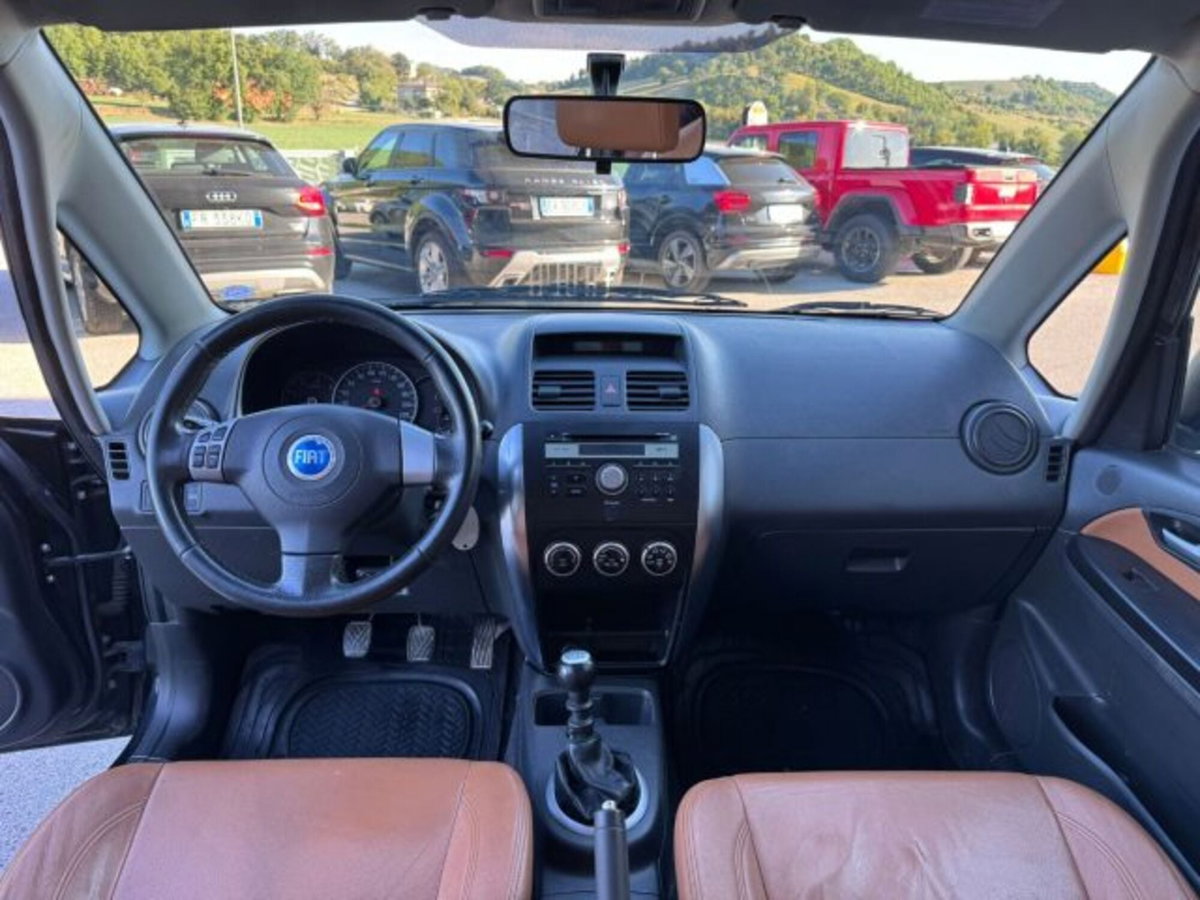 Fiat Sedici 1.9 MJT 4x4 Experience (14)