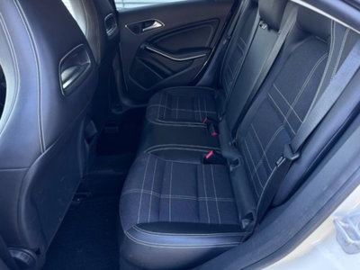 Mercedes-Benz CLA 200 CDI Premium (19)