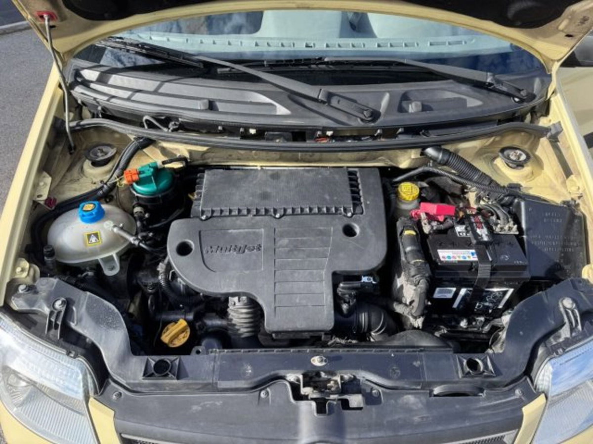 Fiat Panda 1.3 MJT 16V 4x4 Climbing (17)