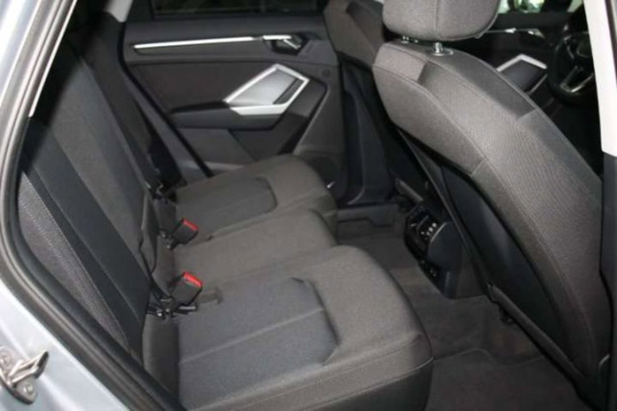 Audi Q3 40 TDI quattro S tronic (11)