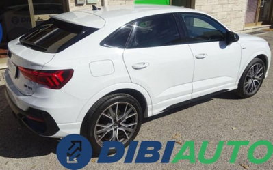 Audi Q3 Sportback 35 2.0 tdi Identity Black s-tronic (4)