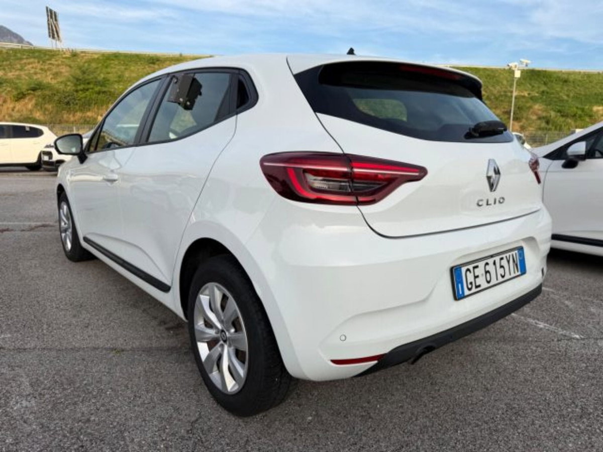 Renault Clio Blue dCi 85 CV 5 porte Business (6)