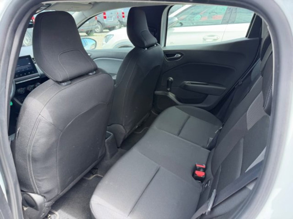 Renault Clio Blue dCi 85 CV 5 porte Business (12)