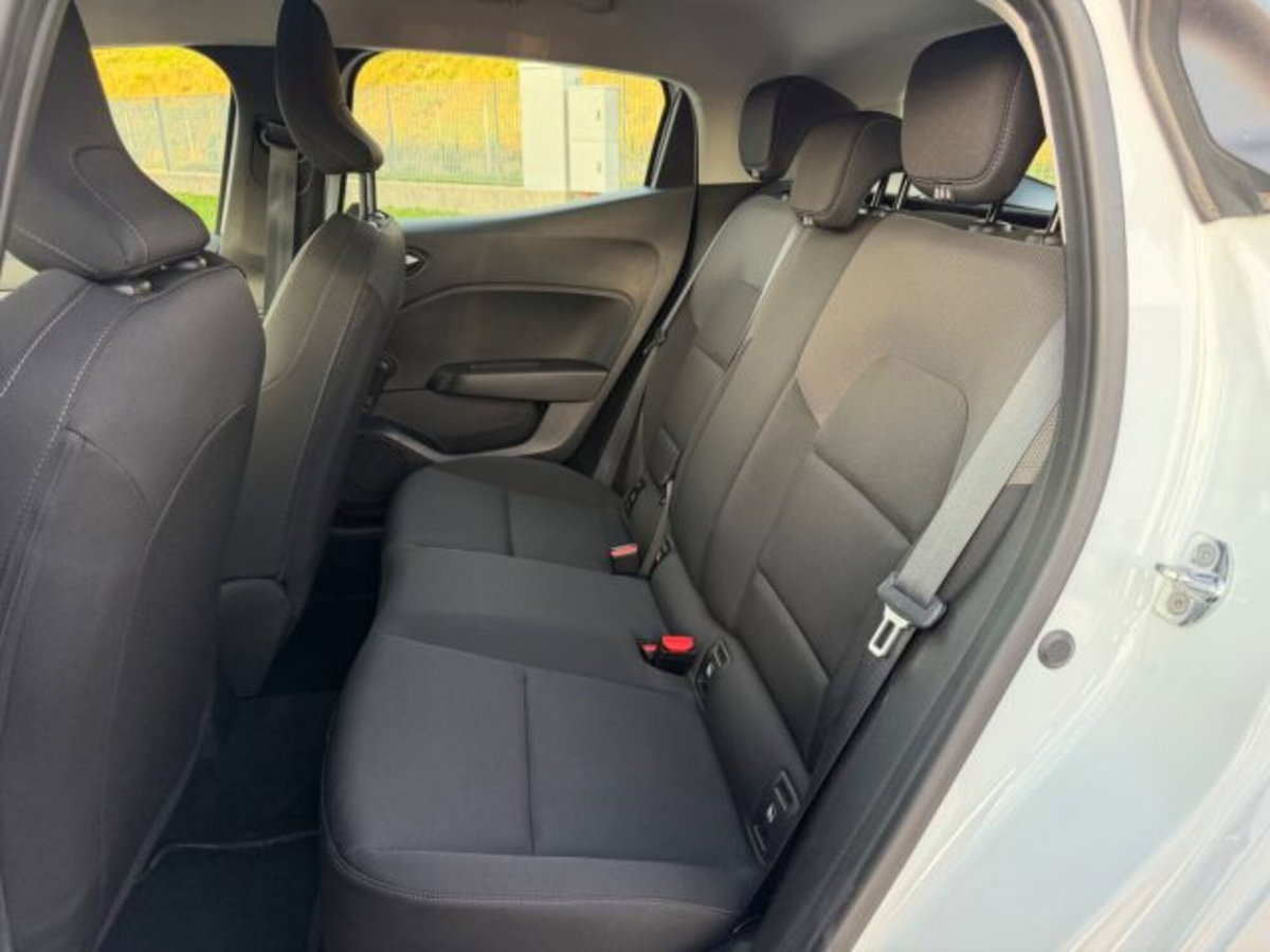 Renault Clio Blue dCi 85 CV 5 porte Business (12)
