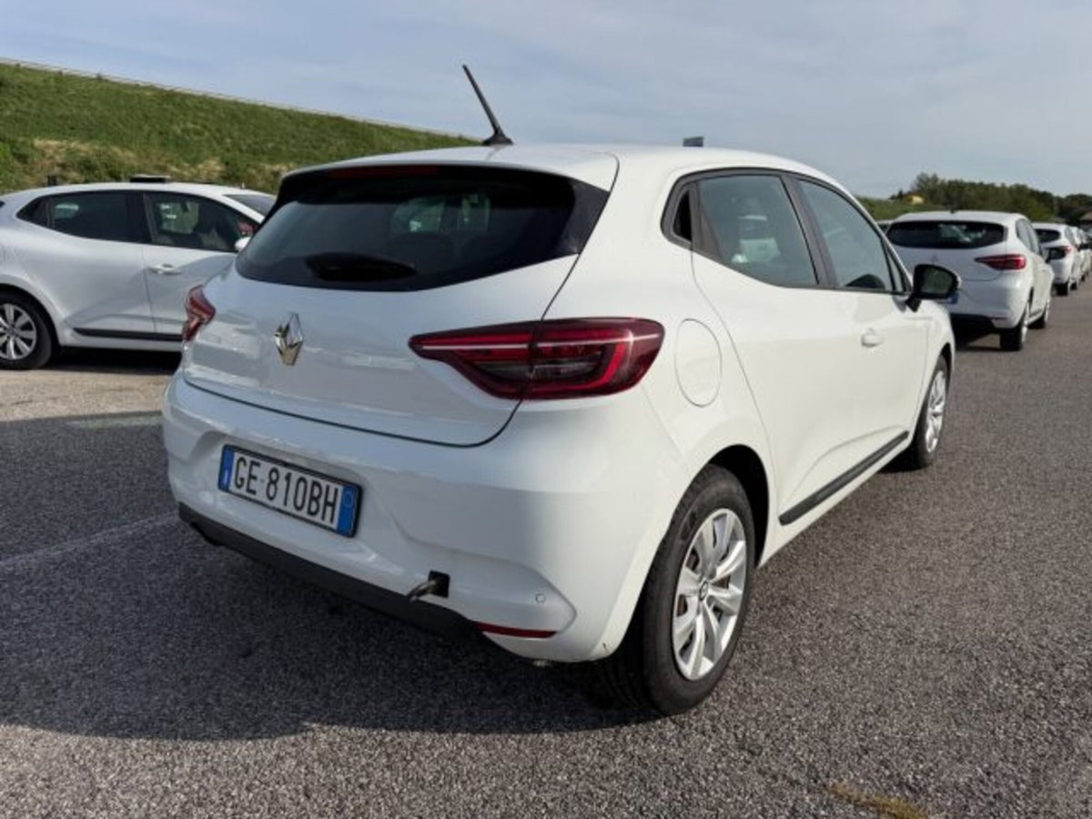 Renault Clio Blue dCi 85 CV 5 porte Business (4)