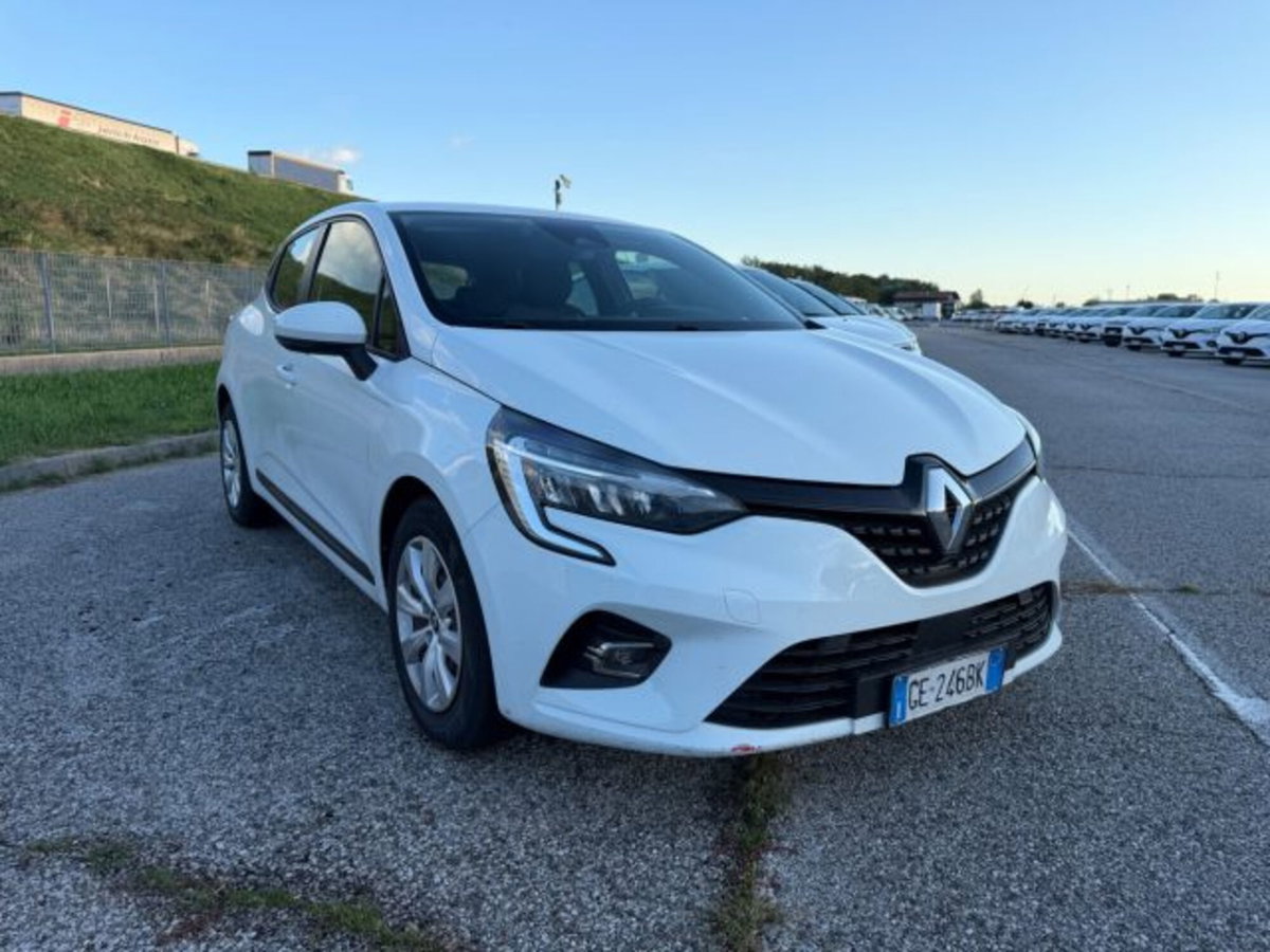 Renault Clio Blue dCi 85 CV 5 porte Business (3)