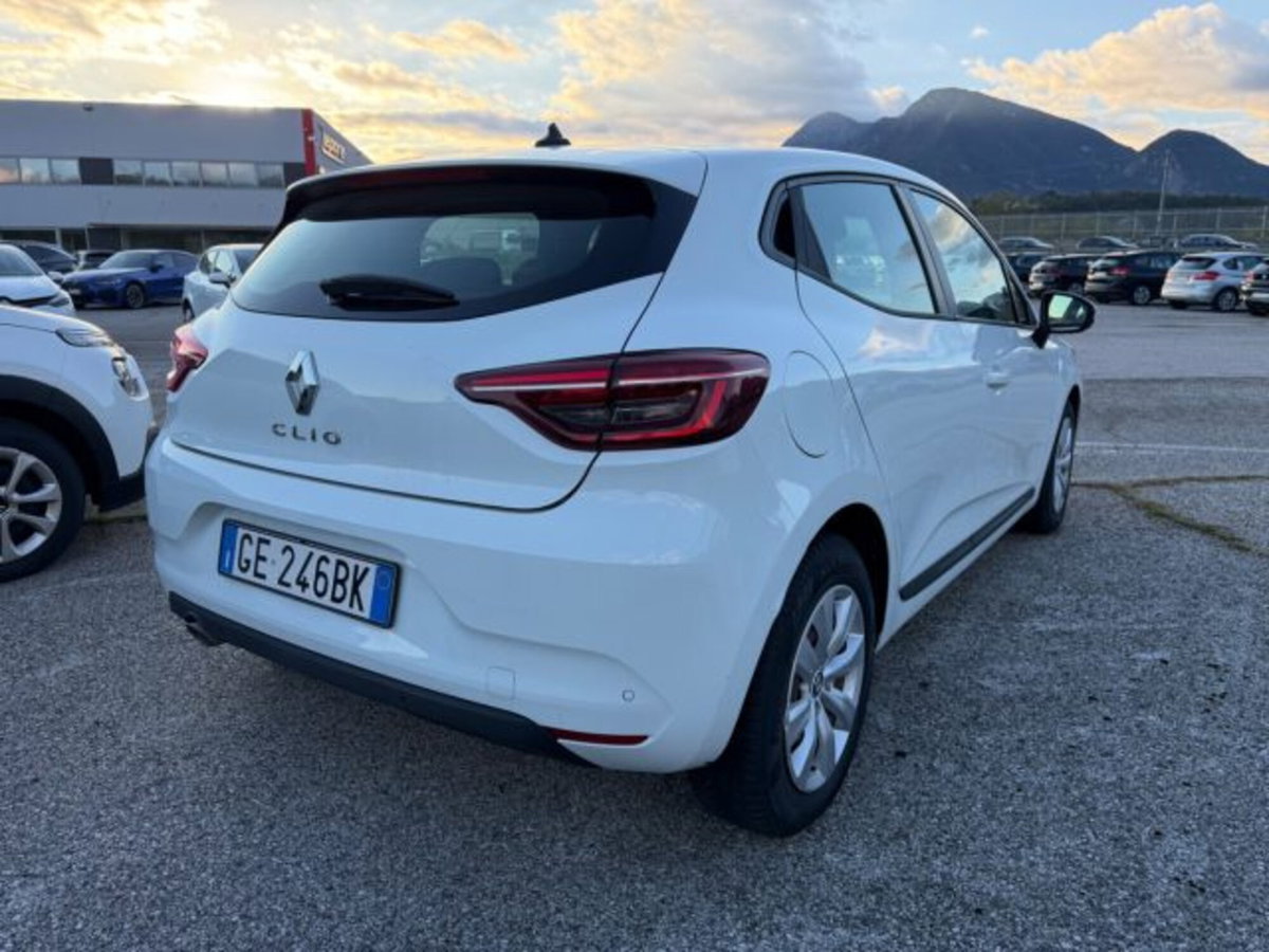 Renault Clio Blue dCi 85 CV 5 porte Business (4)