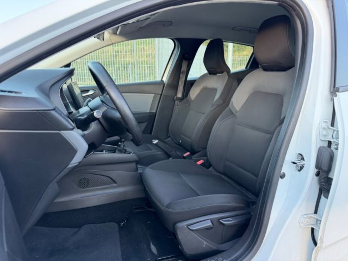 Renault Clio Blue dCi 85 CV 5 porte Business (9)