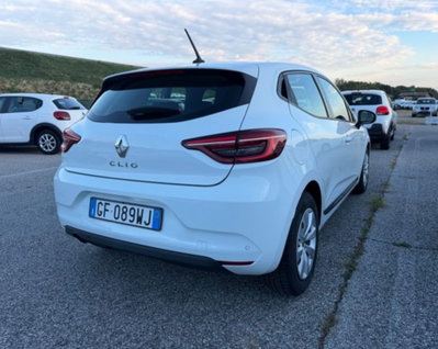 Renault Clio Blue dCi 85 CV 5 porte Business (4)
