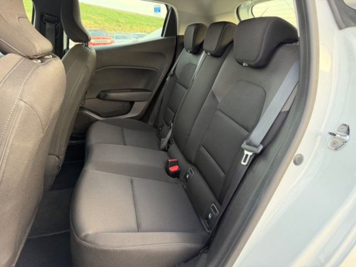 Renault Clio Blue dCi 85 CV 5 porte Business (12)
