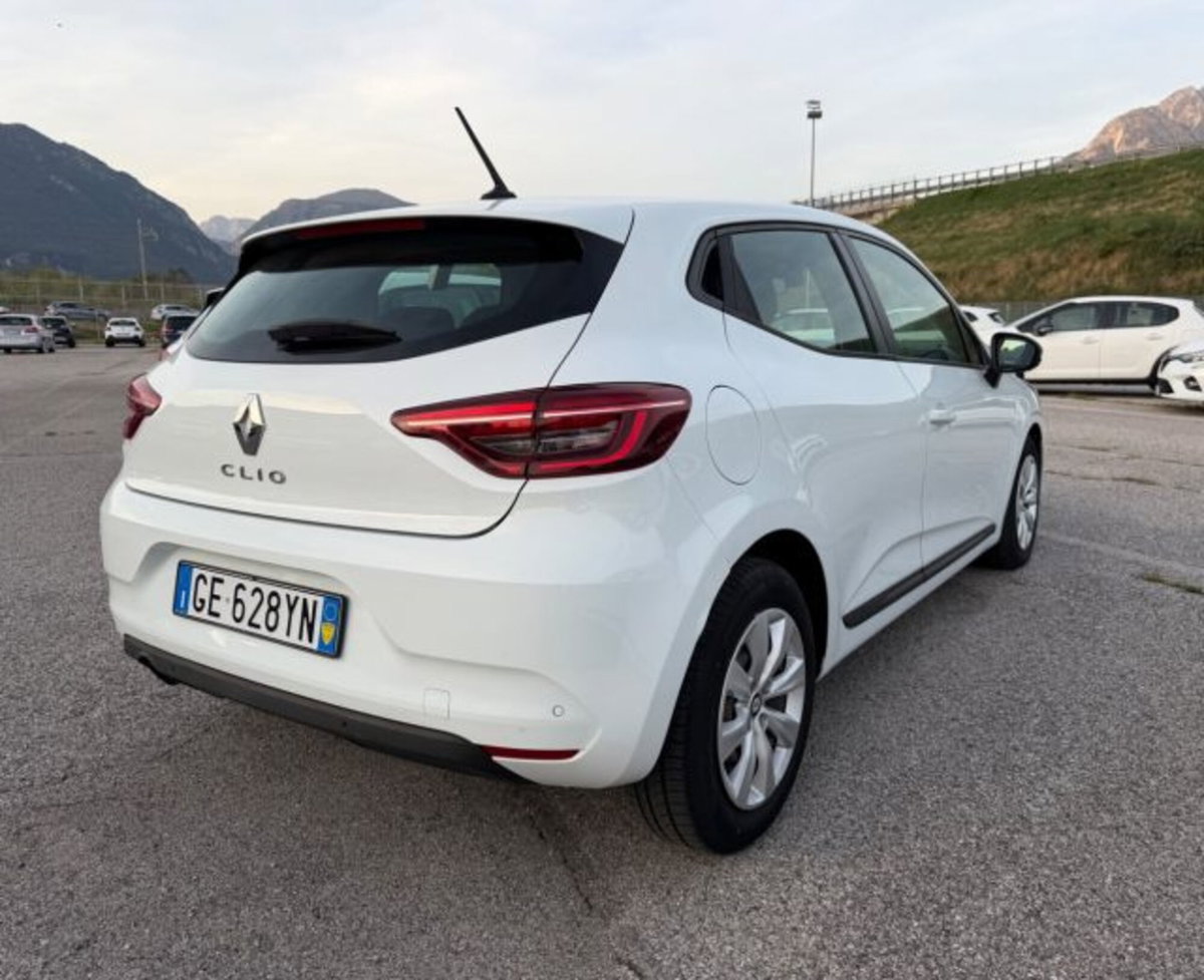 Renault Clio Blue dCi 85 CV 5 porte Business (4)
