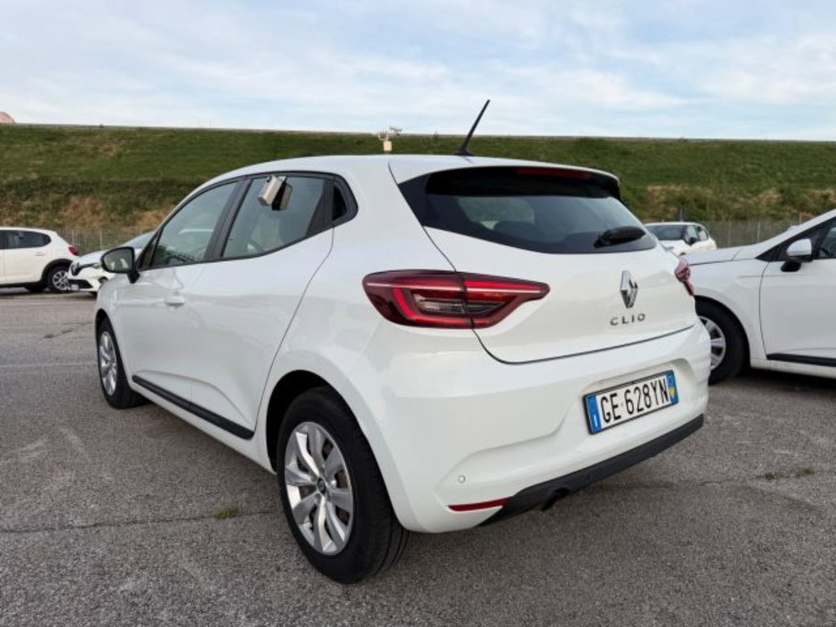Renault Clio Blue dCi 85 CV 5 porte Business (6)