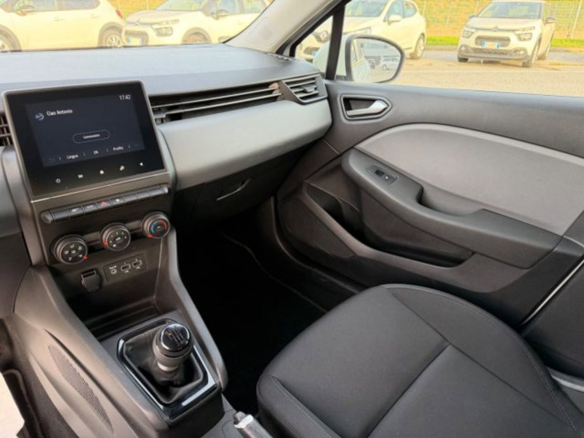 Renault Clio Blue dCi 85 CV 5 porte Business (12)