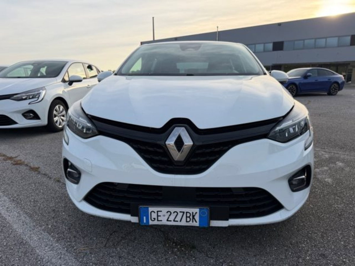 Renault Clio Blue dCi 85 CV 5 porte Business (2)