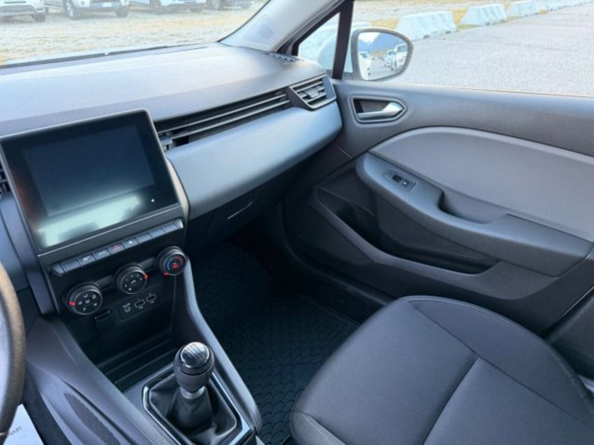 Renault Clio Blue dCi 85 CV 5 porte Business (11)
