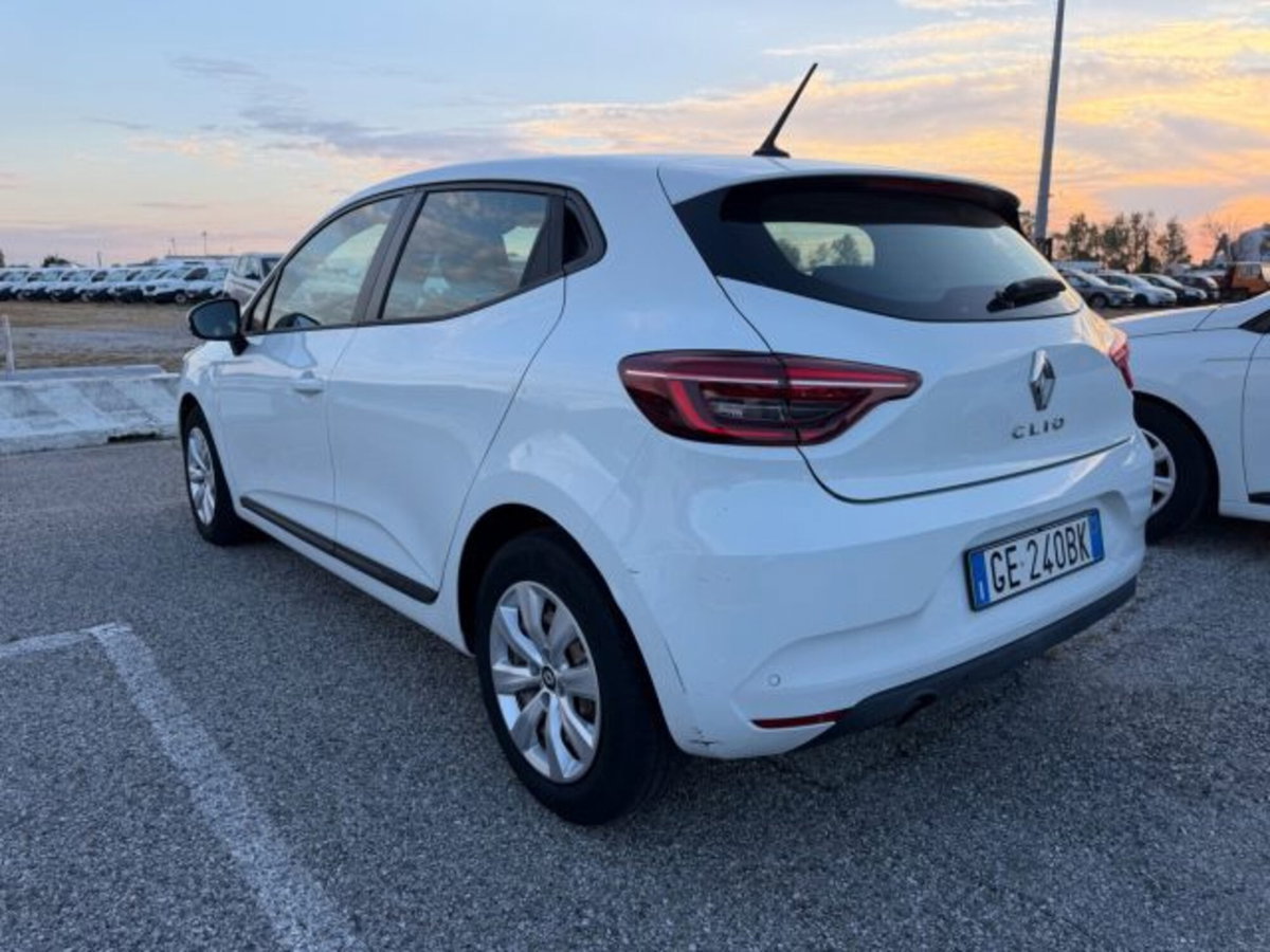 Renault Clio Blue dCi 85 CV 5 porte Business (4)