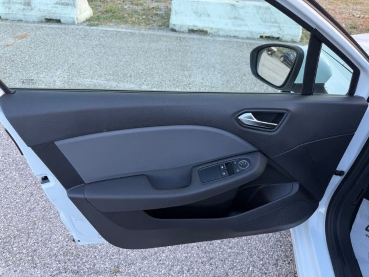 Renault Clio Blue dCi 85 CV 5 porte Business (7)
