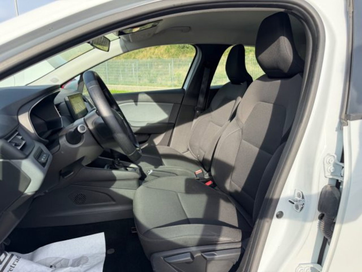 Renault Clio Blue dCi 85 CV 5 porte Business (8)