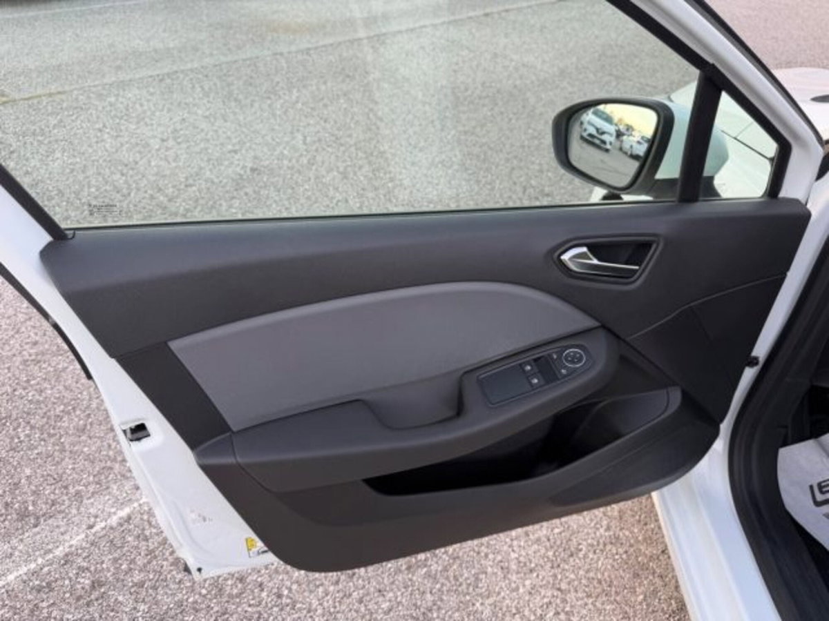 Renault Clio Blue dCi 85 CV 5 porte Business (7)