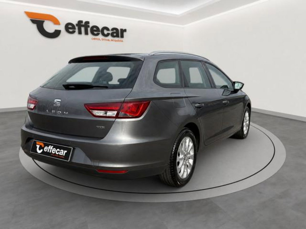 SEAT Leon ST 1.6 TDI 110 CV DSG Start/Stop Business HIGH (6)