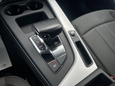 Audi A4 Avant 35 TDI/163 CV S tronic Business Advanced (11)