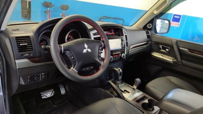 Mitsubishi Pajero 3.2 DI-D 16V aut. 3p. Intense DPF (6)