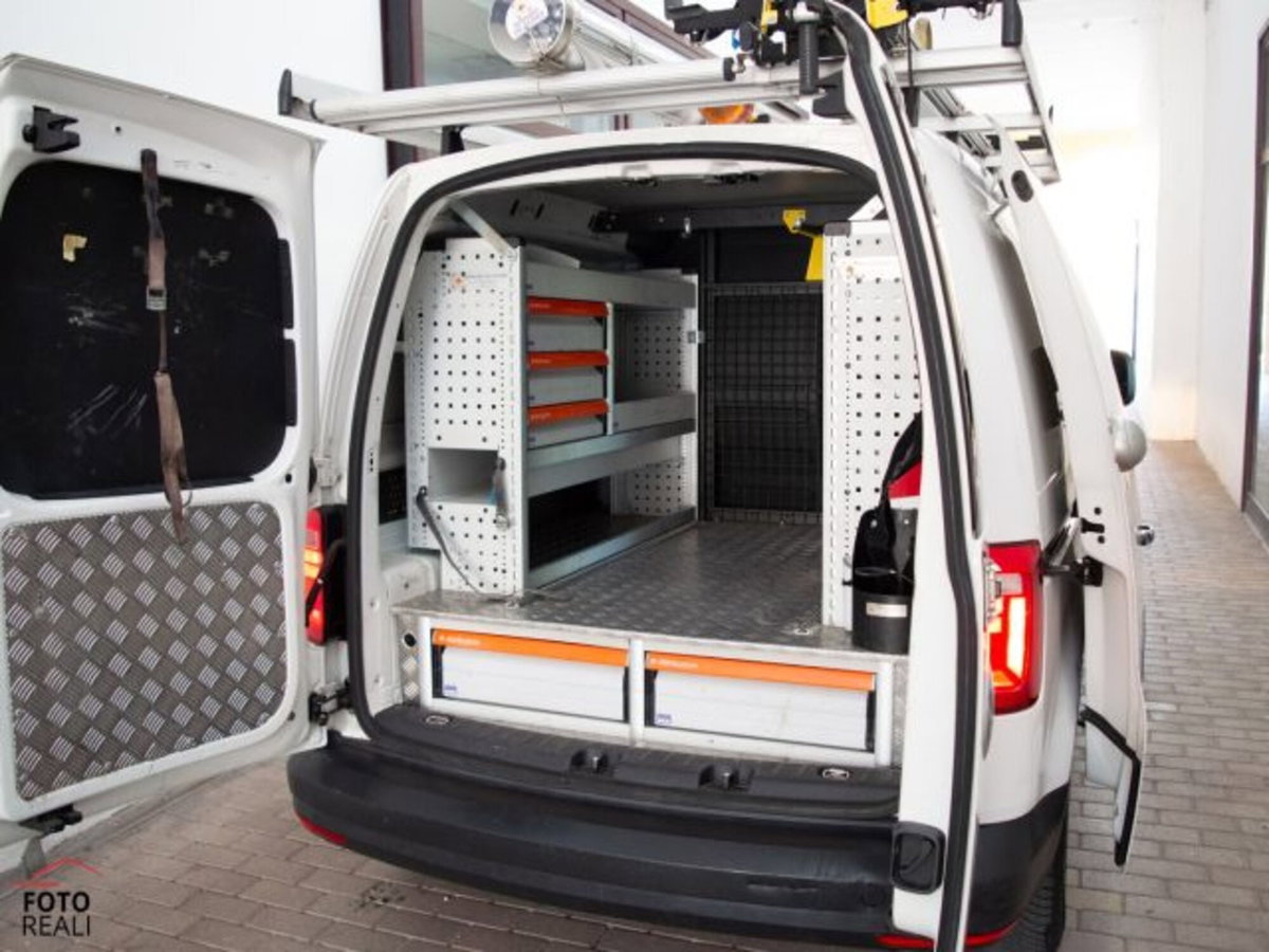 Volkswagen Veicoli Commerciali Caddy 2.0 TDI 122 CV 4Motion Furgone (12)