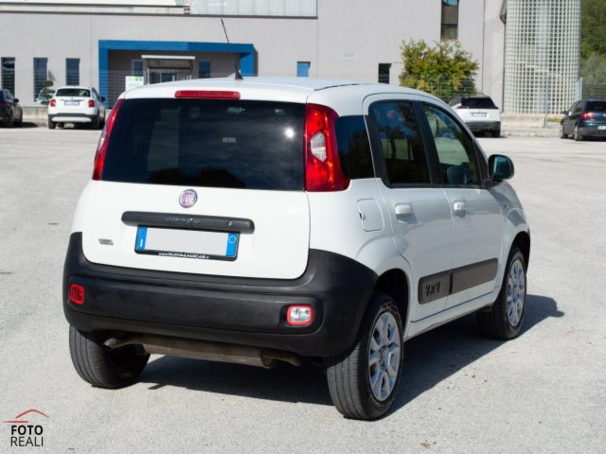 Fiat Panda 1.3 MJT S&S 4x4 Pop Climbing Van 2 posti (17)