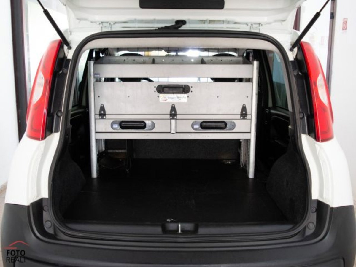 Fiat Panda 1.3 MJT S&S 4x4 Pop Climbing Van 2 posti (9)