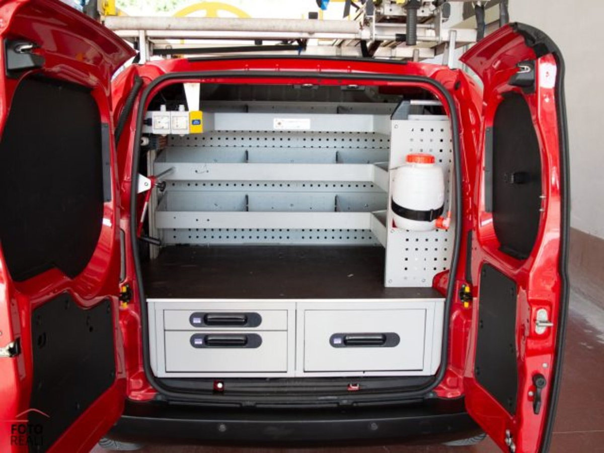 Fiat Fiorino 1.3 MJT 95CV Furgone Adventure E5+ (10)